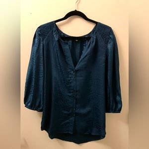 Zac & Rachel women’s top with  3/4 sleeves; Size L